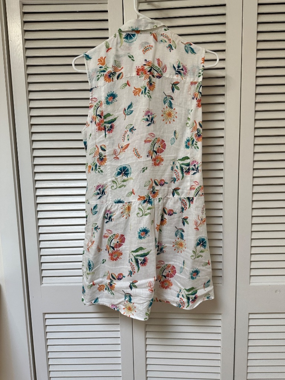 J. Jill Love Linen Sleeveless Top White Colorful Floral Buttons Small Tall - Picture 8 of 14